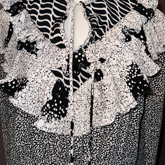 Assorti For Susan Freis Vintage Black & White Long Sleeve Pleated Dress SZ M(83) - Picture 3 of 13